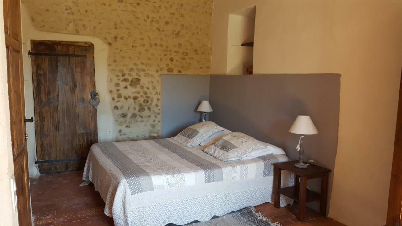 Domaine De Bertrandy Bed & Breakfast Allemagne-en-Provence Exterior photo